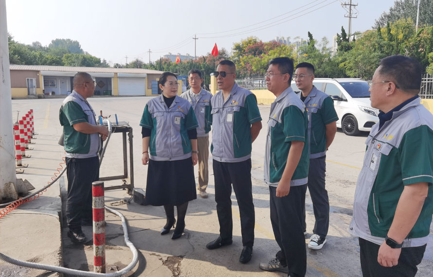 双节慰问暖人心 深入一线鼓干劲 | 汇通集团董事长季道远国庆中秋假期走访各大区场站